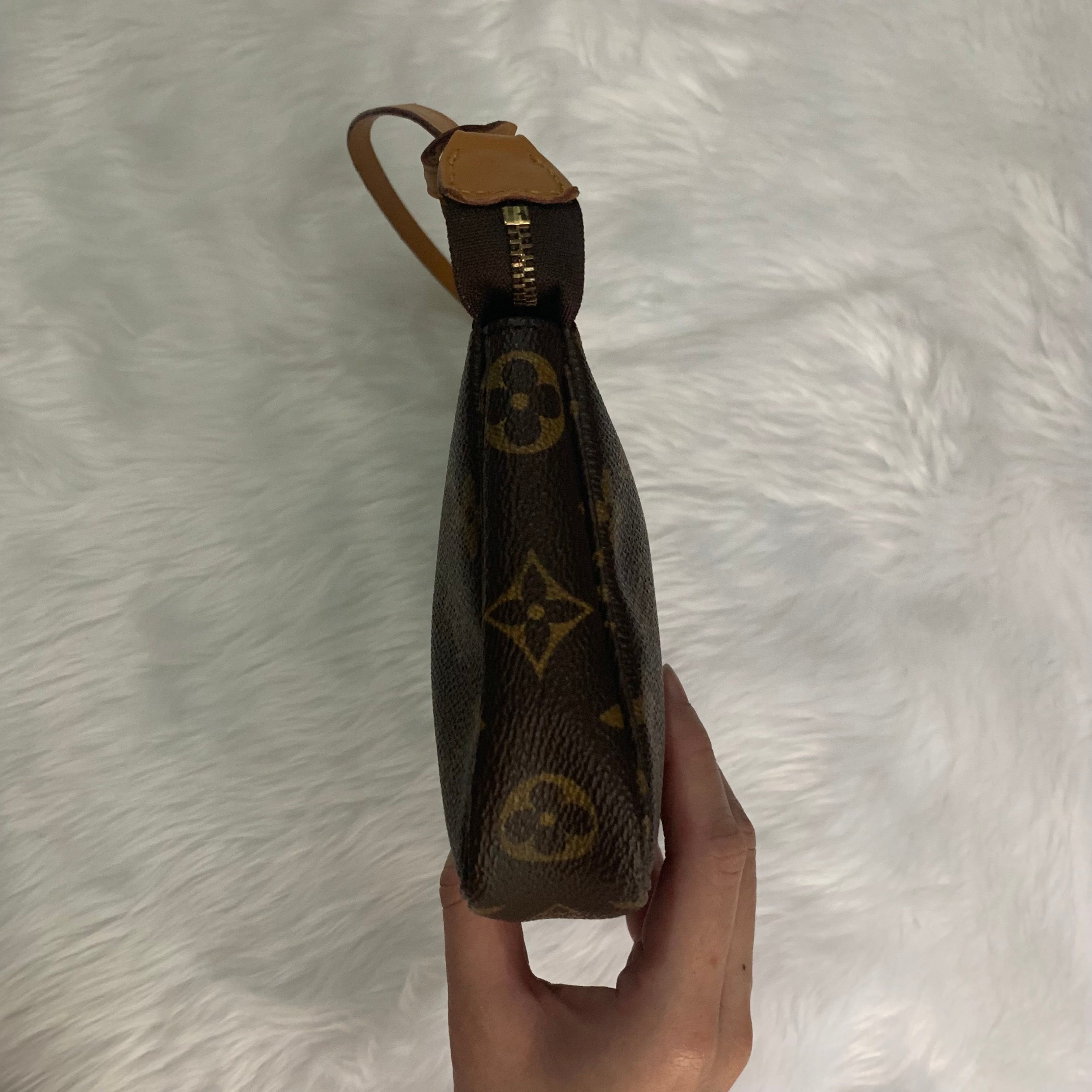 Louis Vuitton - Toiletry Pouch - Pre-Loved